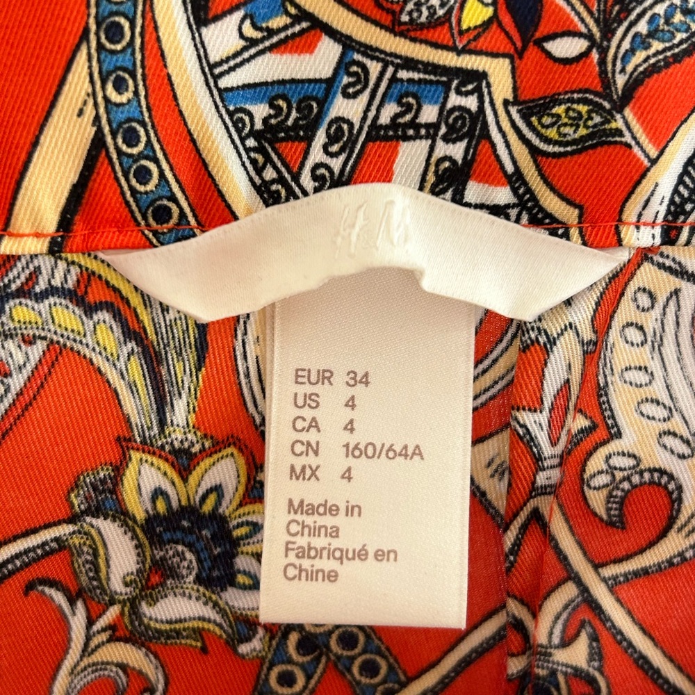 H & M handkerchief shirt - Picture 4 of 4